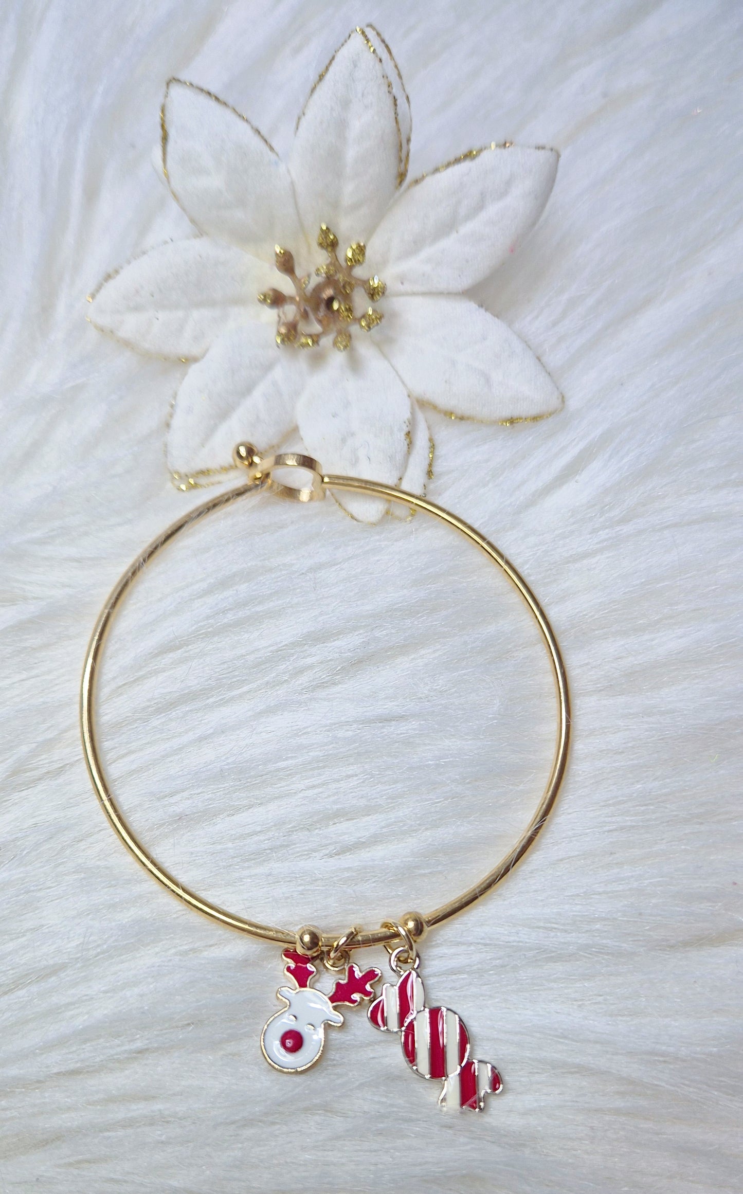 Bracciale rigido in acciaio gold chiusura a Cuore con Charms Natalizi🎅🏻🎄