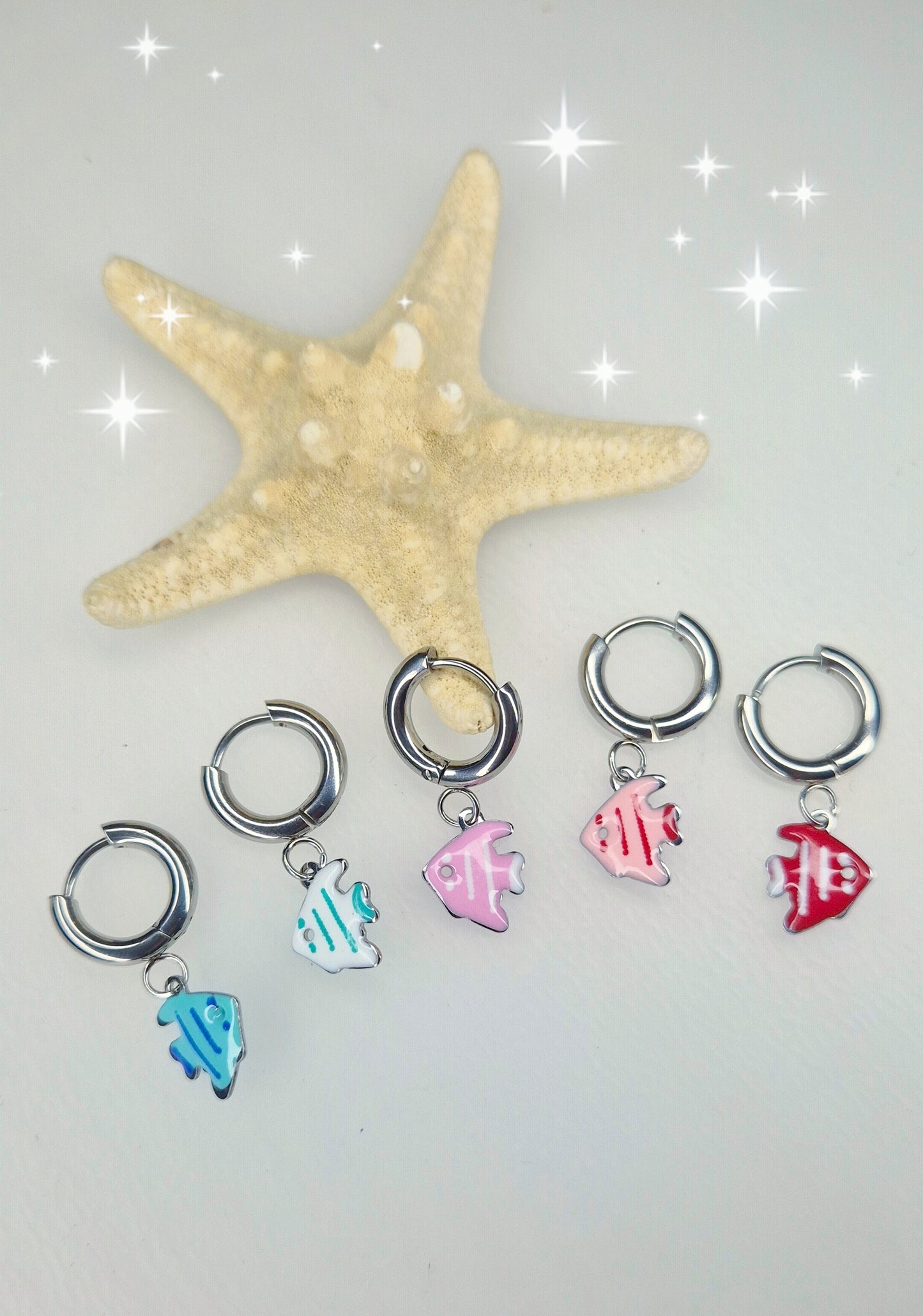 Mono Orecchino mini hoops 1cm con pendente smaltato colorato tema mare 100% acciaio silver anallergico