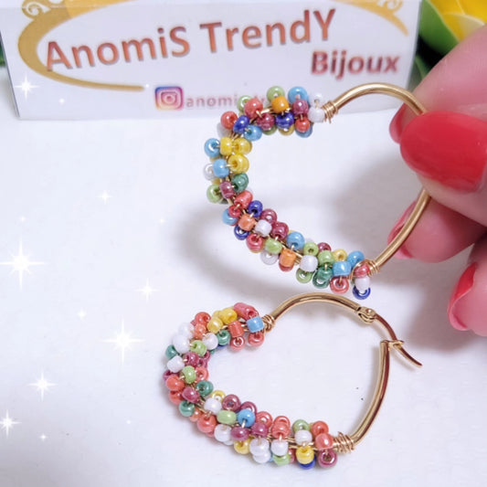 Orecchini Cuori in Acciaio Dorè con Perline Multicolor