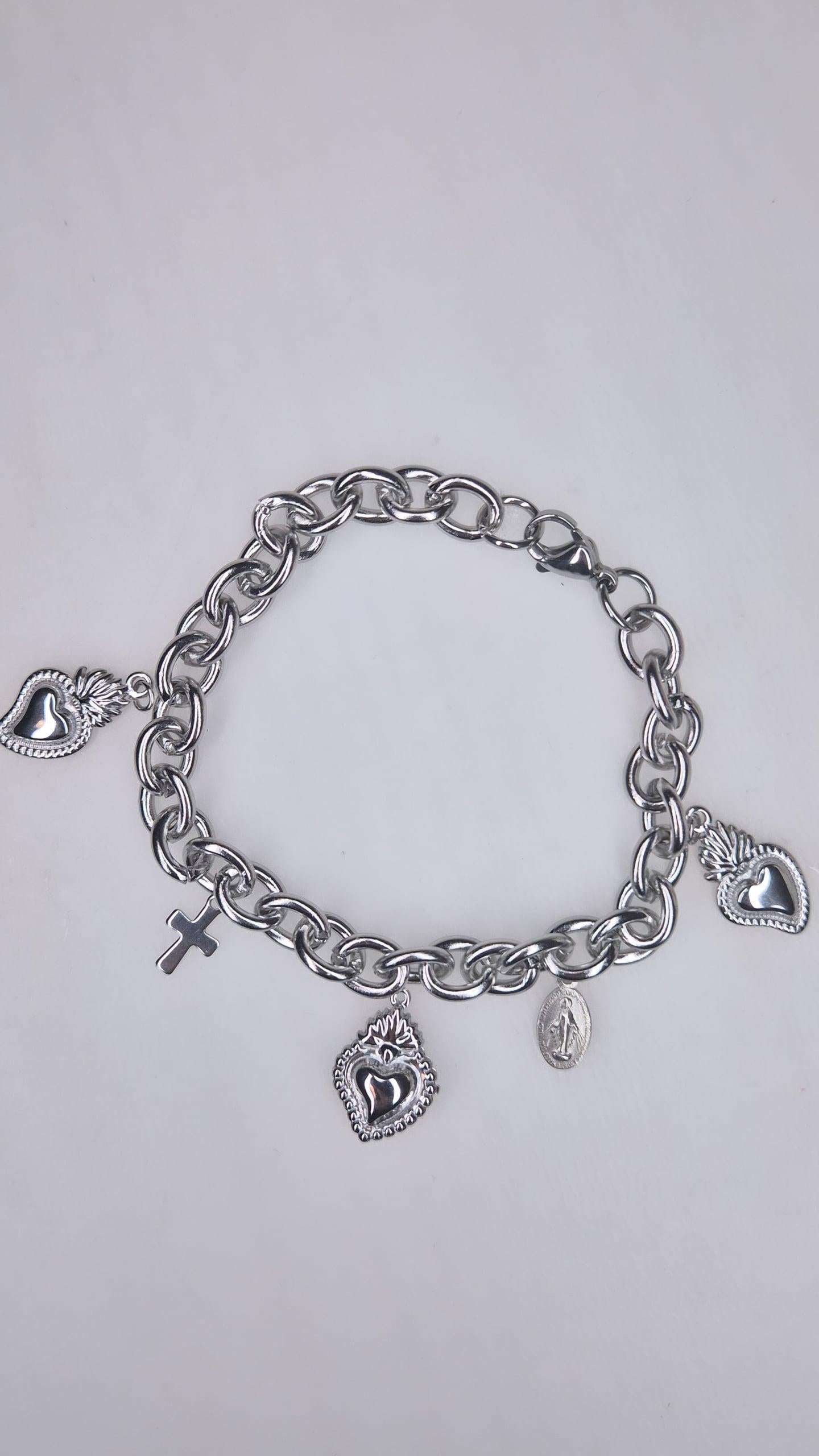 Bracciale personalizzato acciaio silver con cuori sacri croce e madonnina