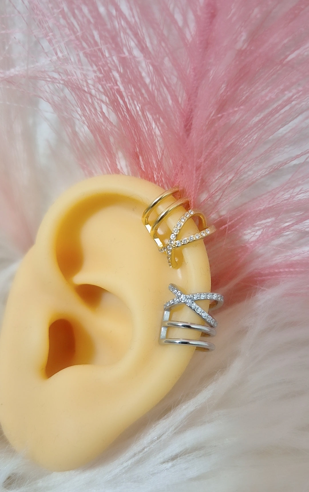 Triplo Ear cuff con incrocio in zirconi 100% acciaio anallergico (orecchino senza foro)