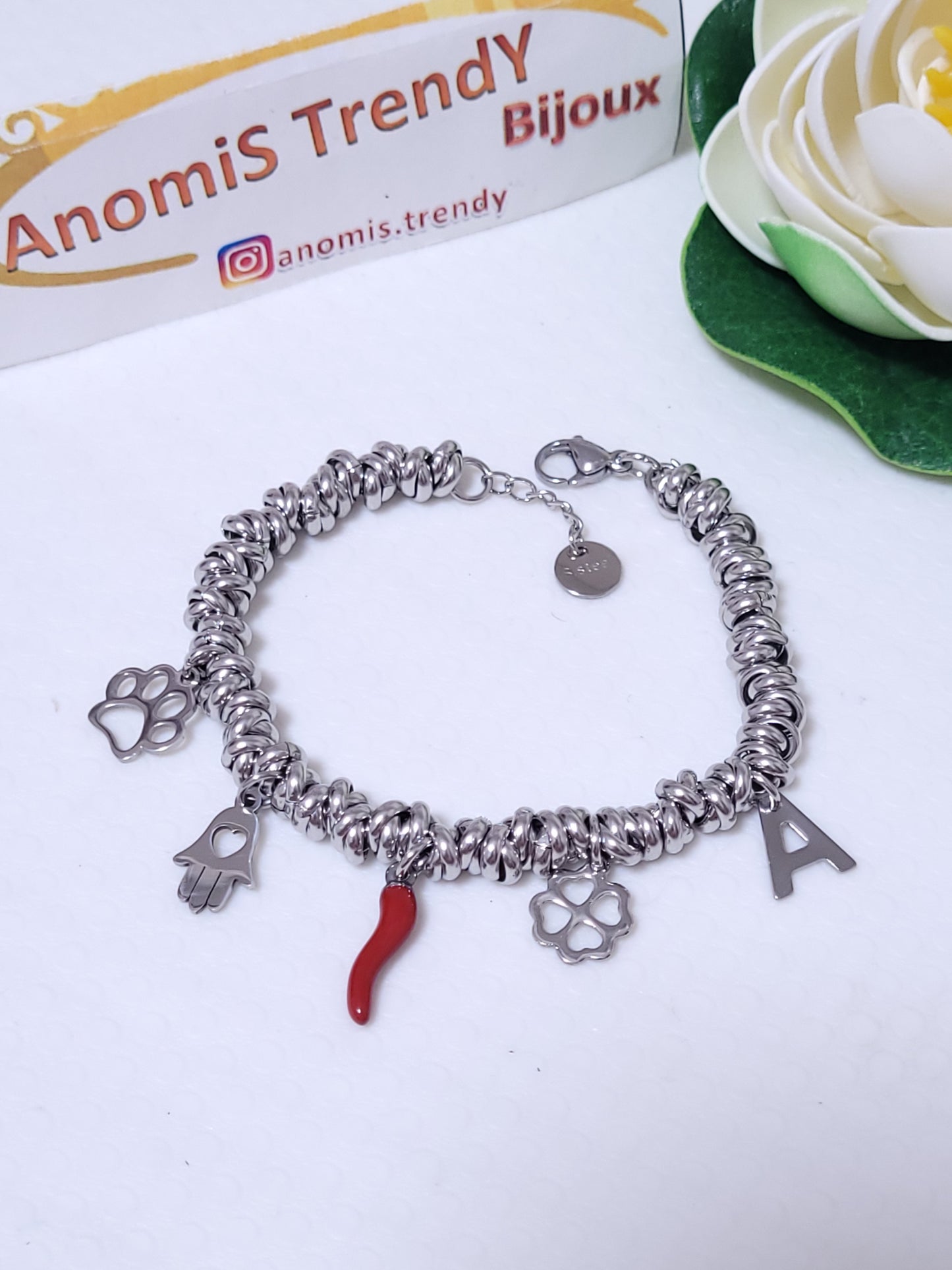 Bracciale nodini personalizzabile con qualsiasi charms