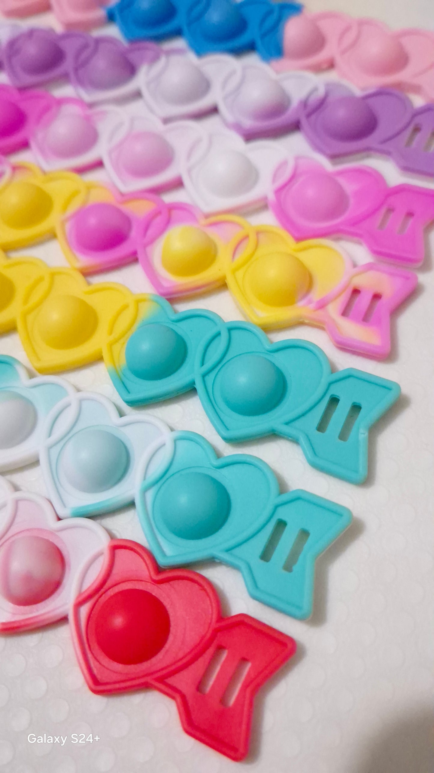 Bracciali POP IT CUORI in silicone anallergico doppia misura regolabile