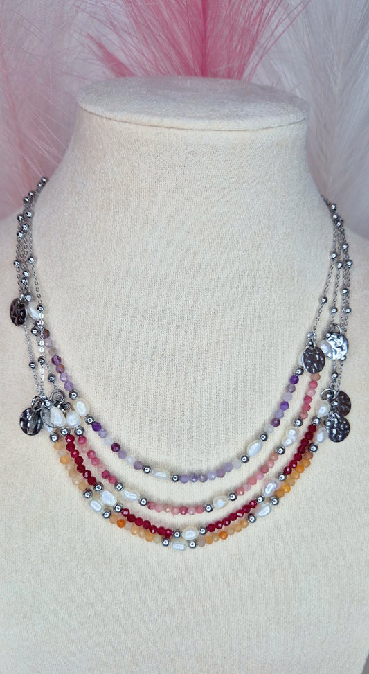 Collana Autumn Vibes in acciaio con pietre naturali e perline di fiume realizzata a mano mis. 45cm regolab.