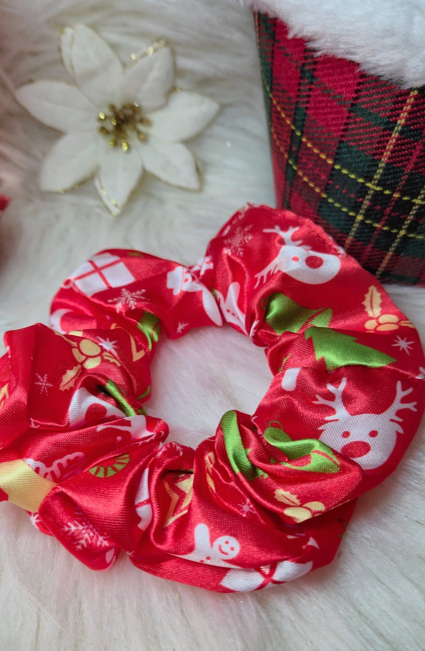 Scrunchies elastici per capelli in raso a tema Natale 🎅🏻🎄✨️