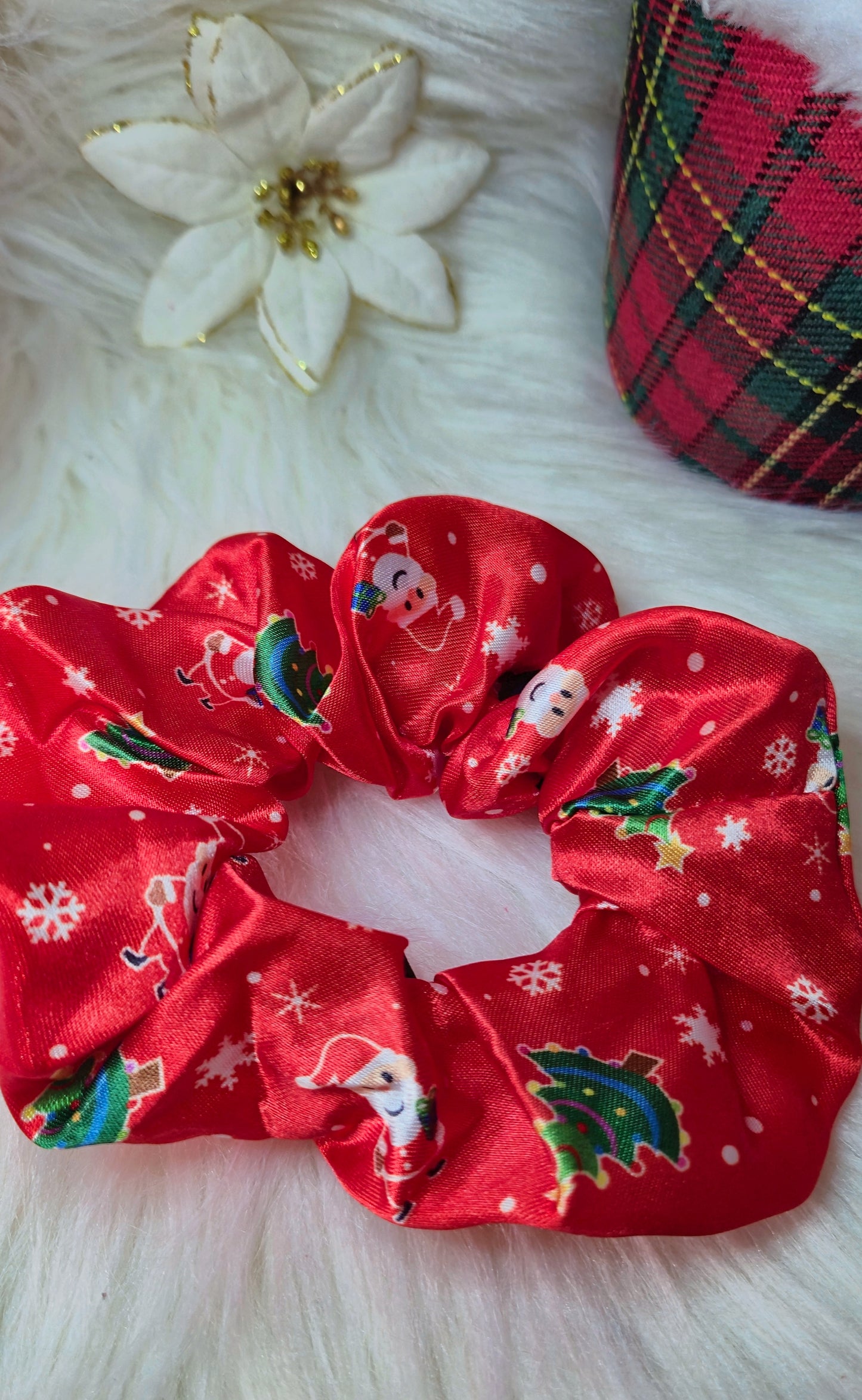 Scrunchies elastici per capelli in raso a tema Natale 🎅🏻🎄✨️