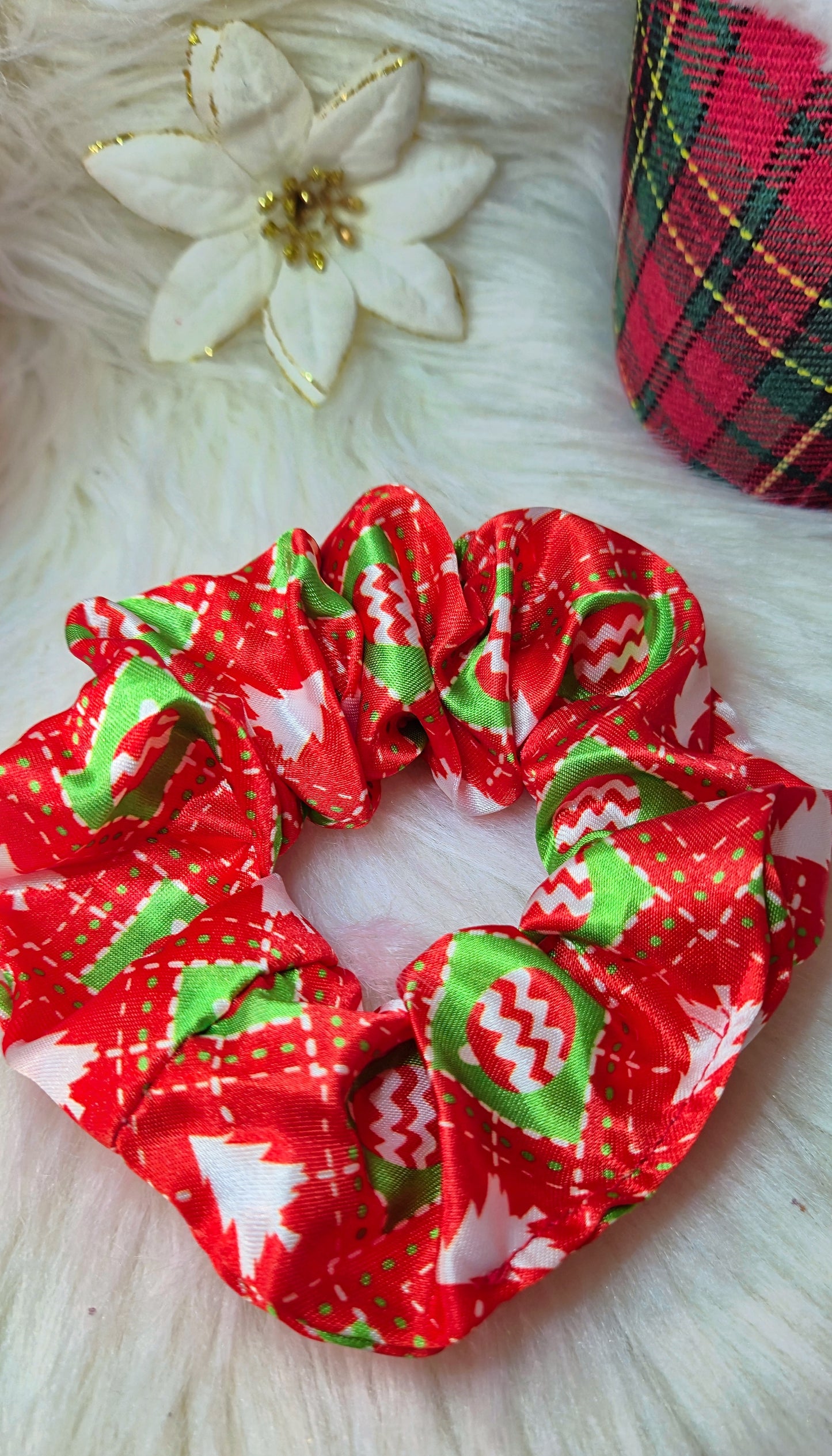 Scrunchies elastici per capelli in raso a tema Natale 🎅🏻🎄✨️