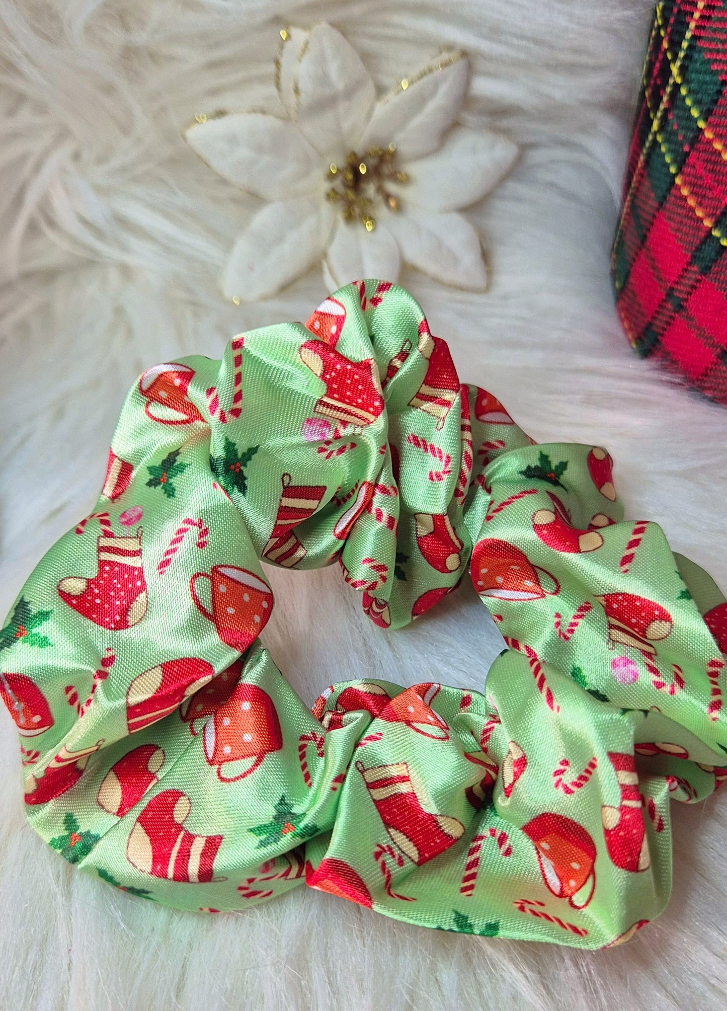 Scrunchies elastici per capelli in raso a tema Natale 🎅🏻🎄✨️