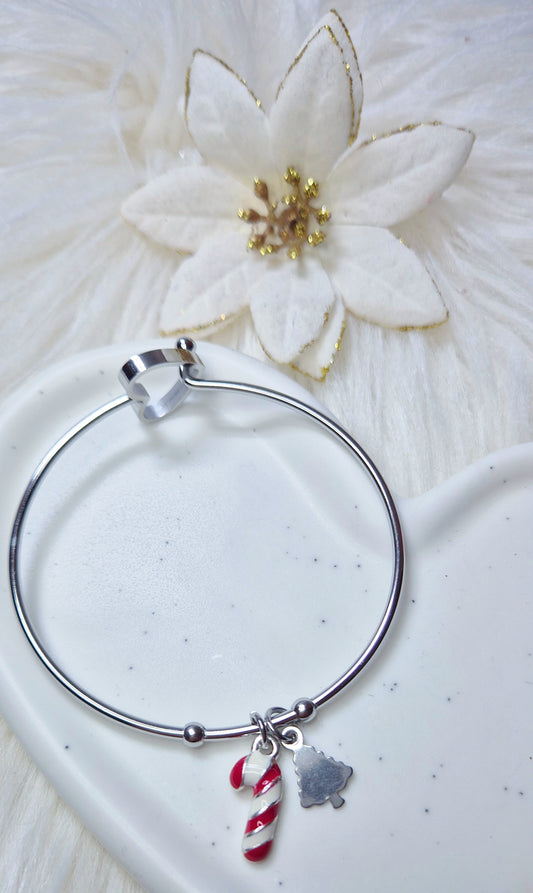 Bracciale rigido in acciaio silver chiusura a Cuore charms Natalizi 🎅🏻🎄