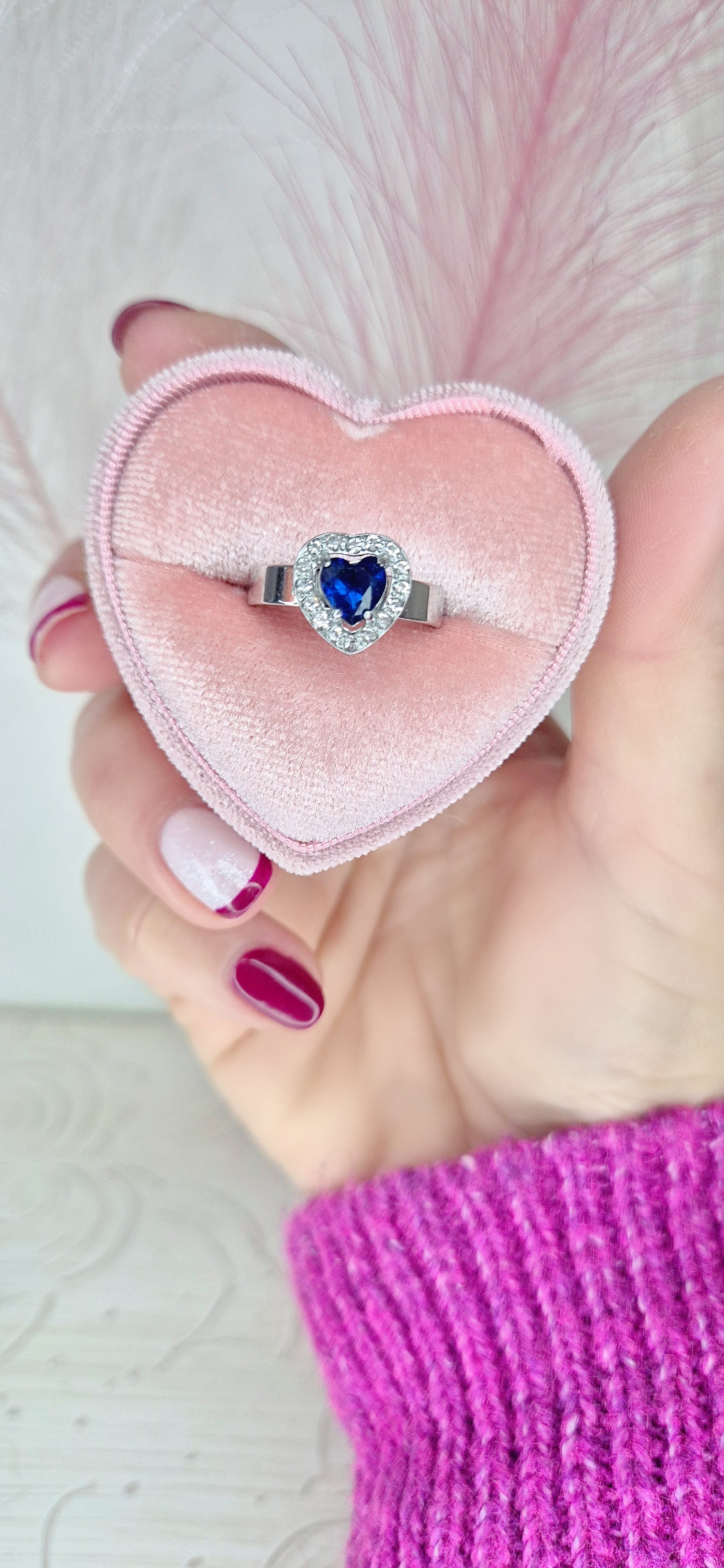 Anello in acciaio base silver con pietra a Cuore contornata di zirconi crystal mis.regolab.