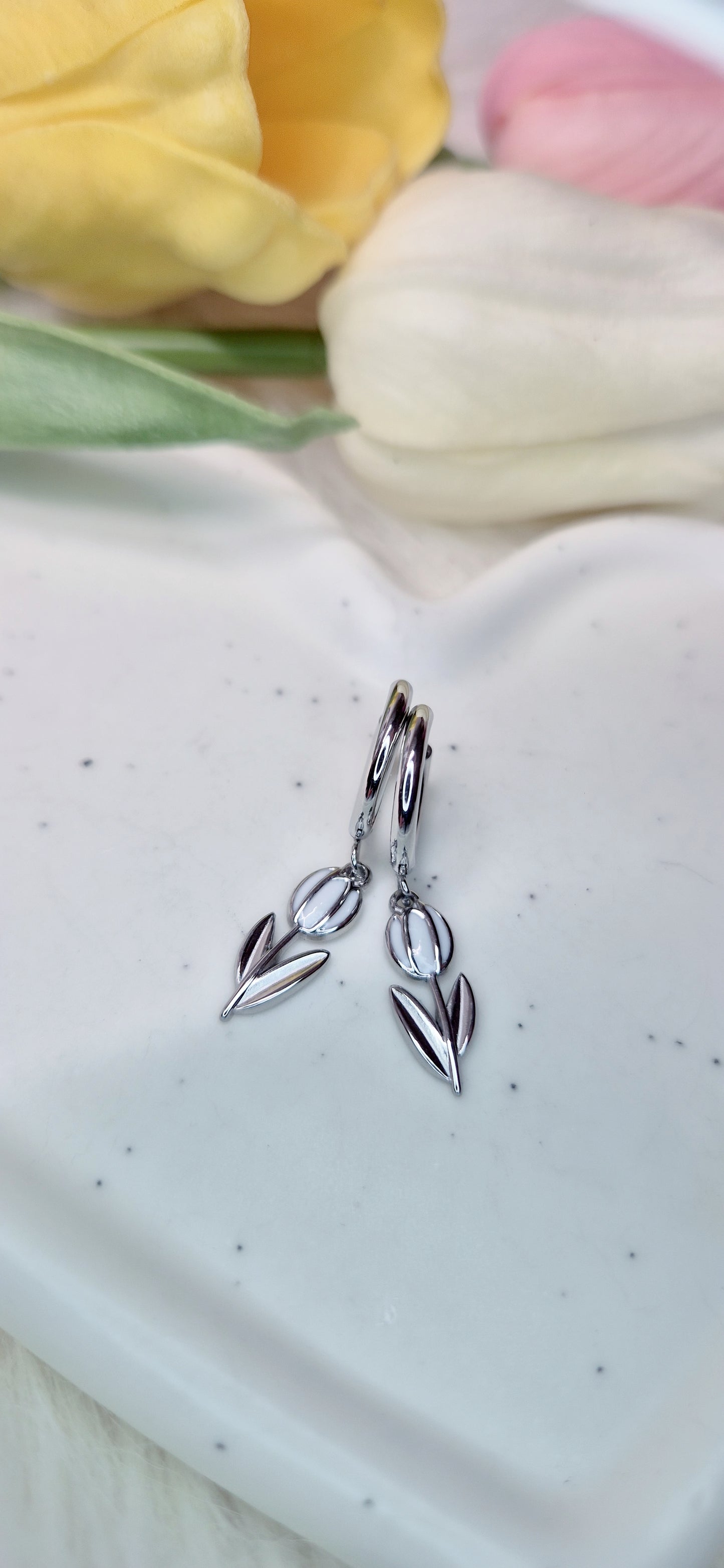Orecchini Tulipano 🌷 mini hoops 1 cm in acciaio silver anallergico