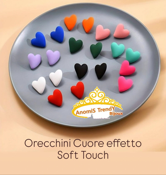 Orecchini Cuore linea vintage in effetto Soft Touch mis. 2.5cm anallergici