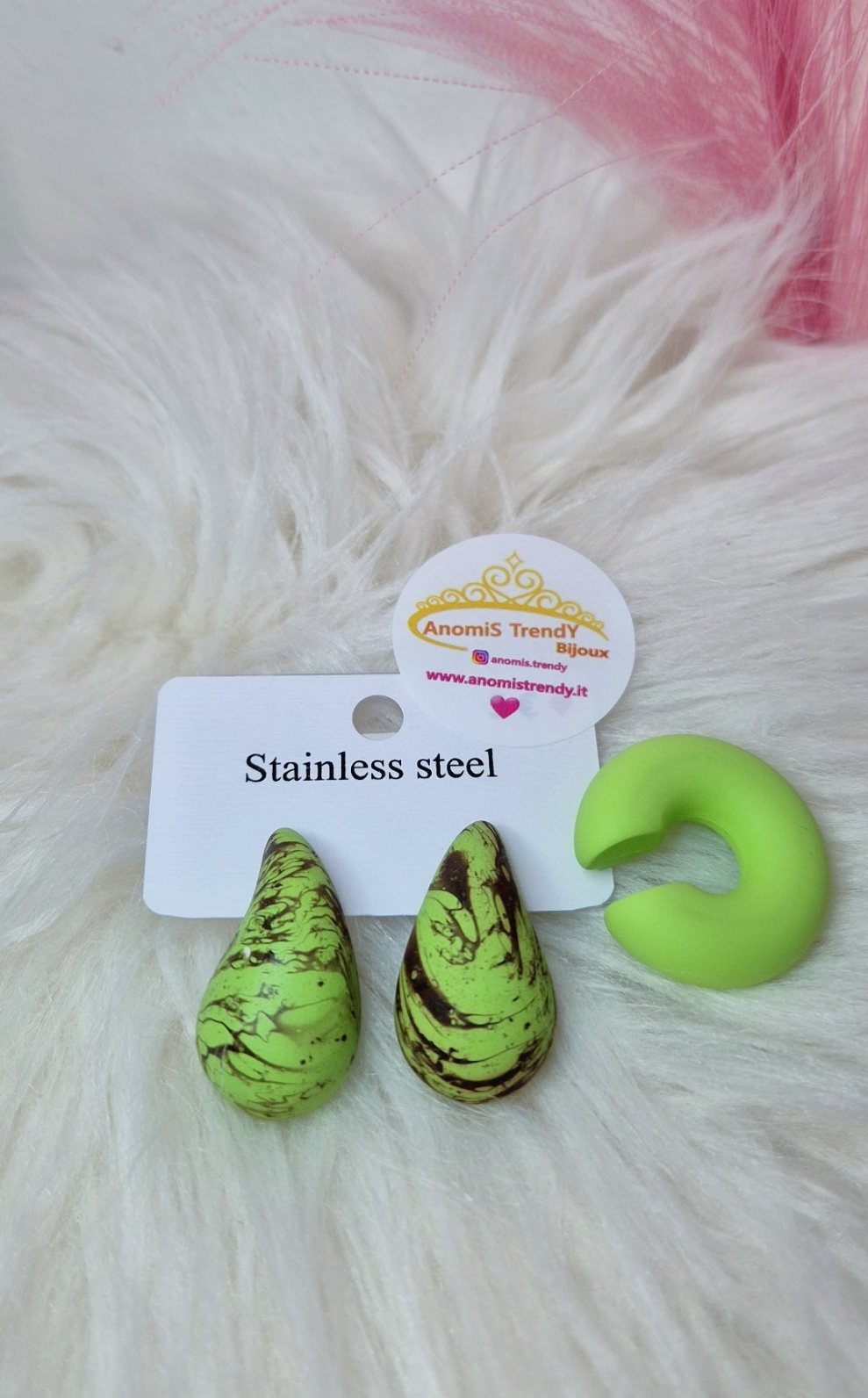 SET orecchini Goccia in soft touch effetto marmorizzato + Earcuff abbinato 100% anallergici