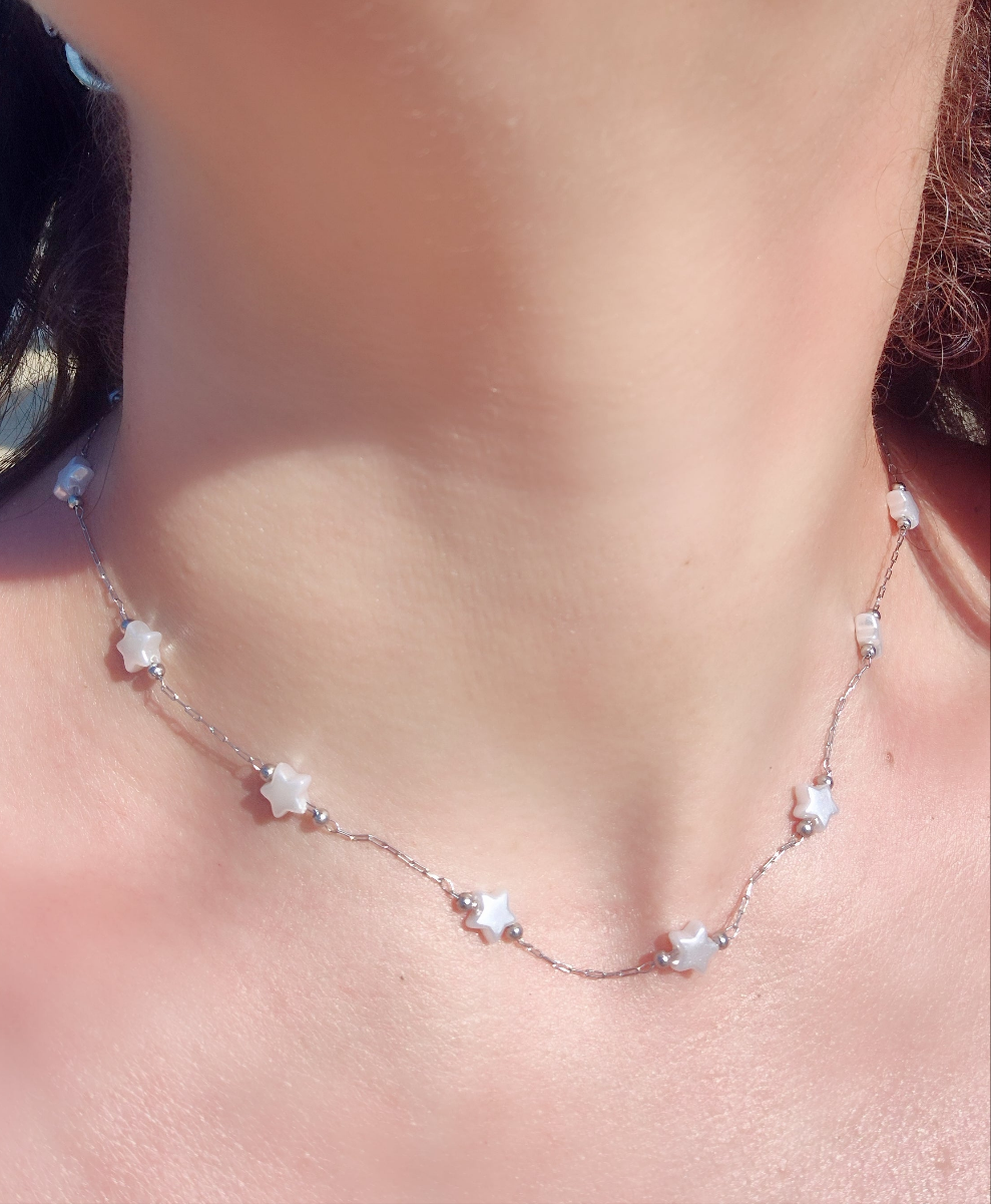 Collana Notte Magica d'Estate in acciaio Silver/Gold con Luna/Stelle in conchiglia tipo madreperla mis.40cm+estens.regolab.