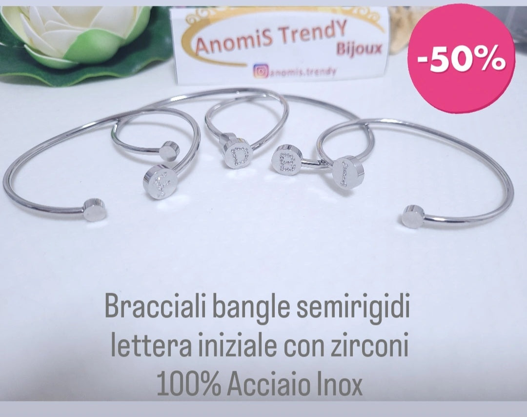 Bracciale semirigido bangle lettera con zirconi 100% Acciaio