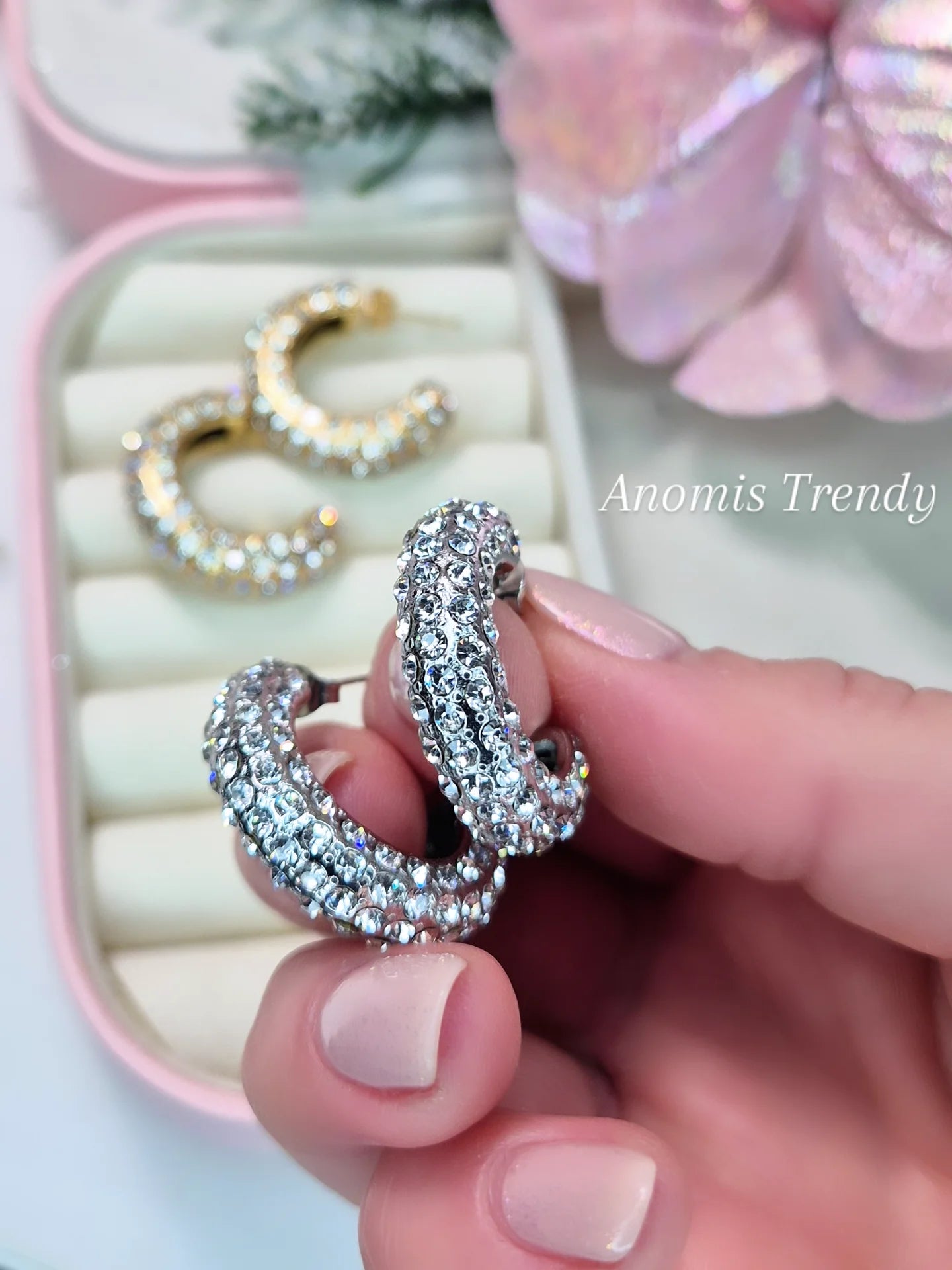 Orecchini semicerchi a C bold in pavè di zirconi 100% acciaio silver/gold anallergico