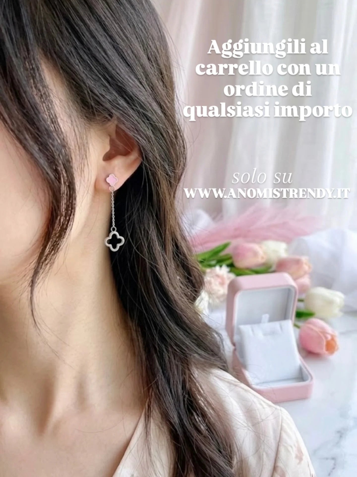 Orecchini stile VanCleef in acciaio silver con quadrifoglio smaltato rosa 🌸