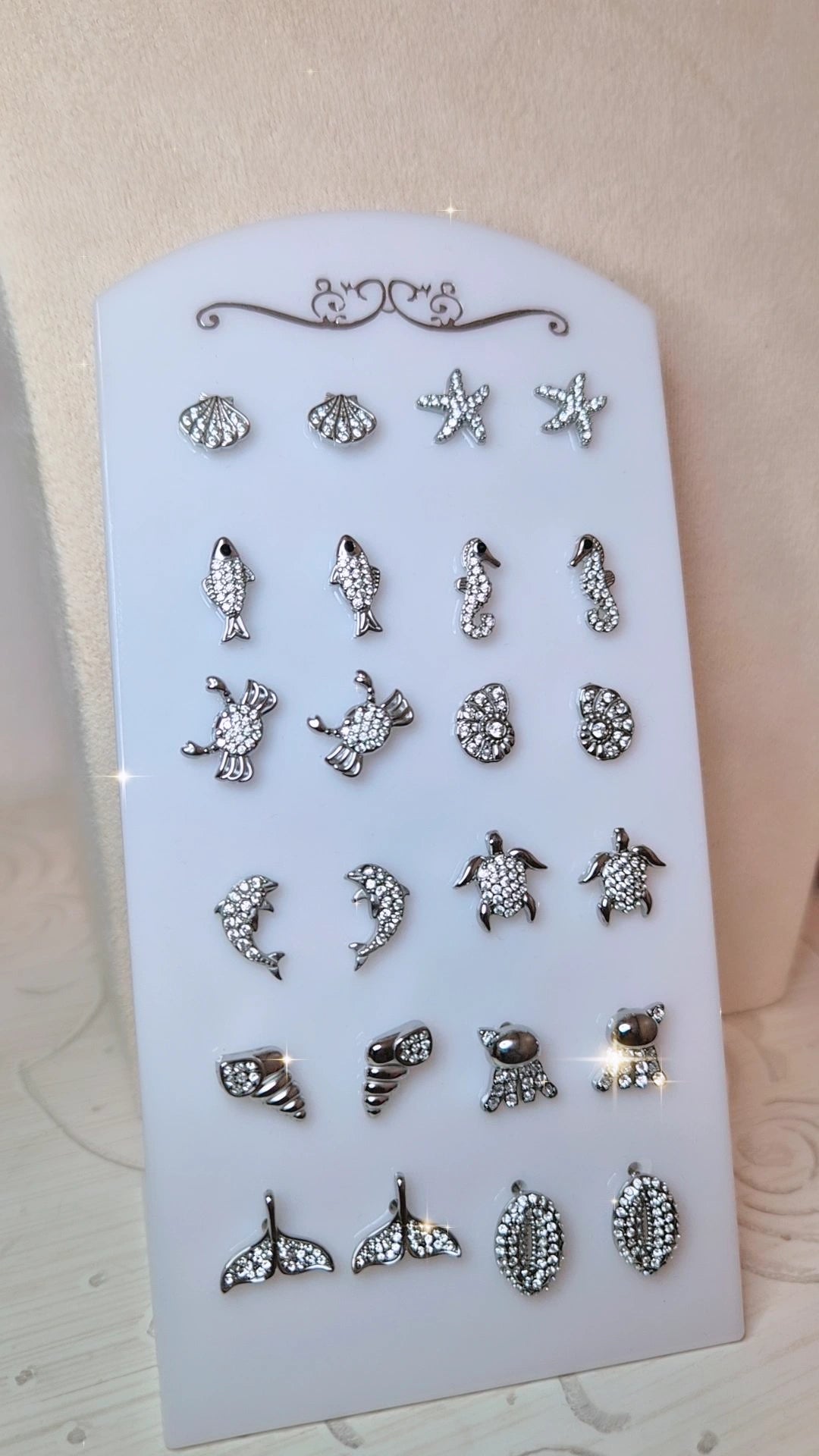 MONO Orecchino singolo in acciaio Silver con zirconi Crystal soggetti mare a scelta
