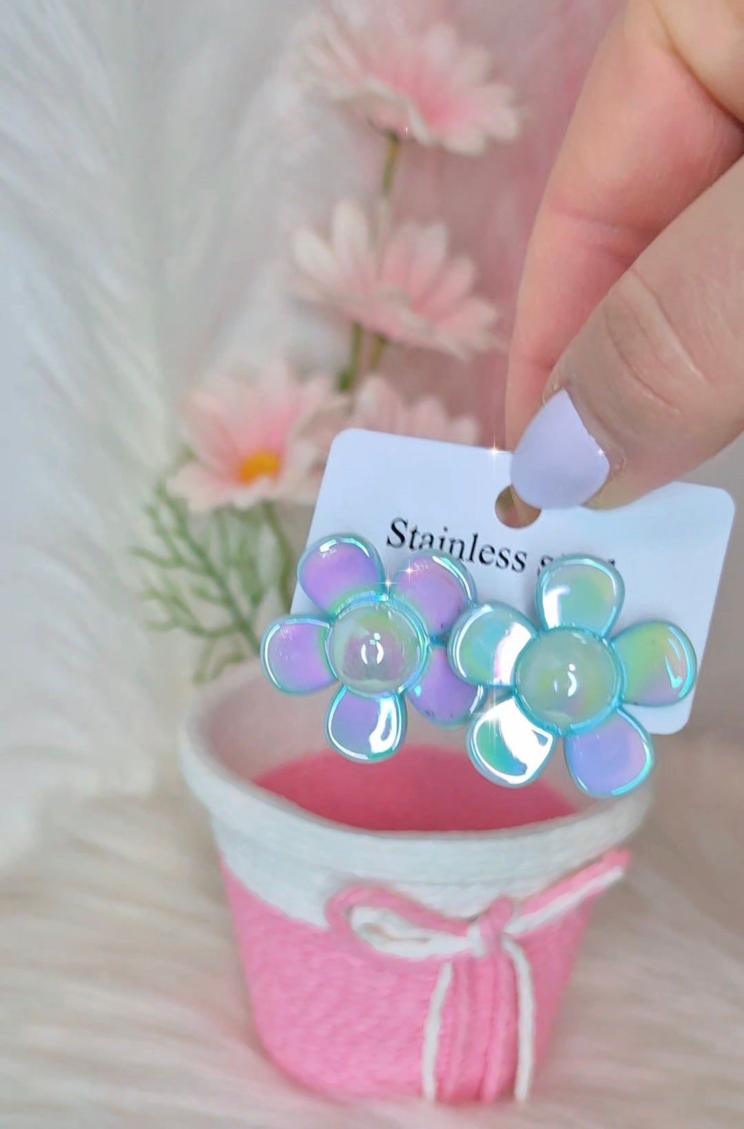 Orecchini Margherita 🌸 acciaio anallergico finish opalescente