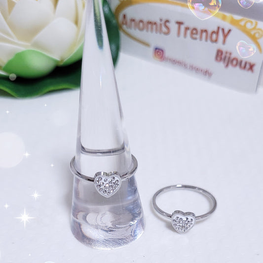 Anello cuore piatto ricoperto di zirconi