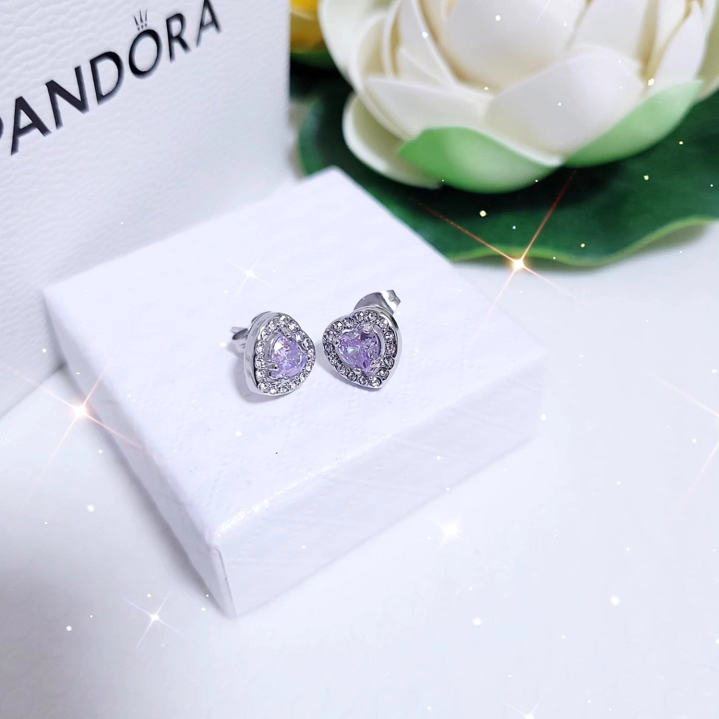 Orecchini a lobo Cuori Crystal con zirconi mod. Pandora